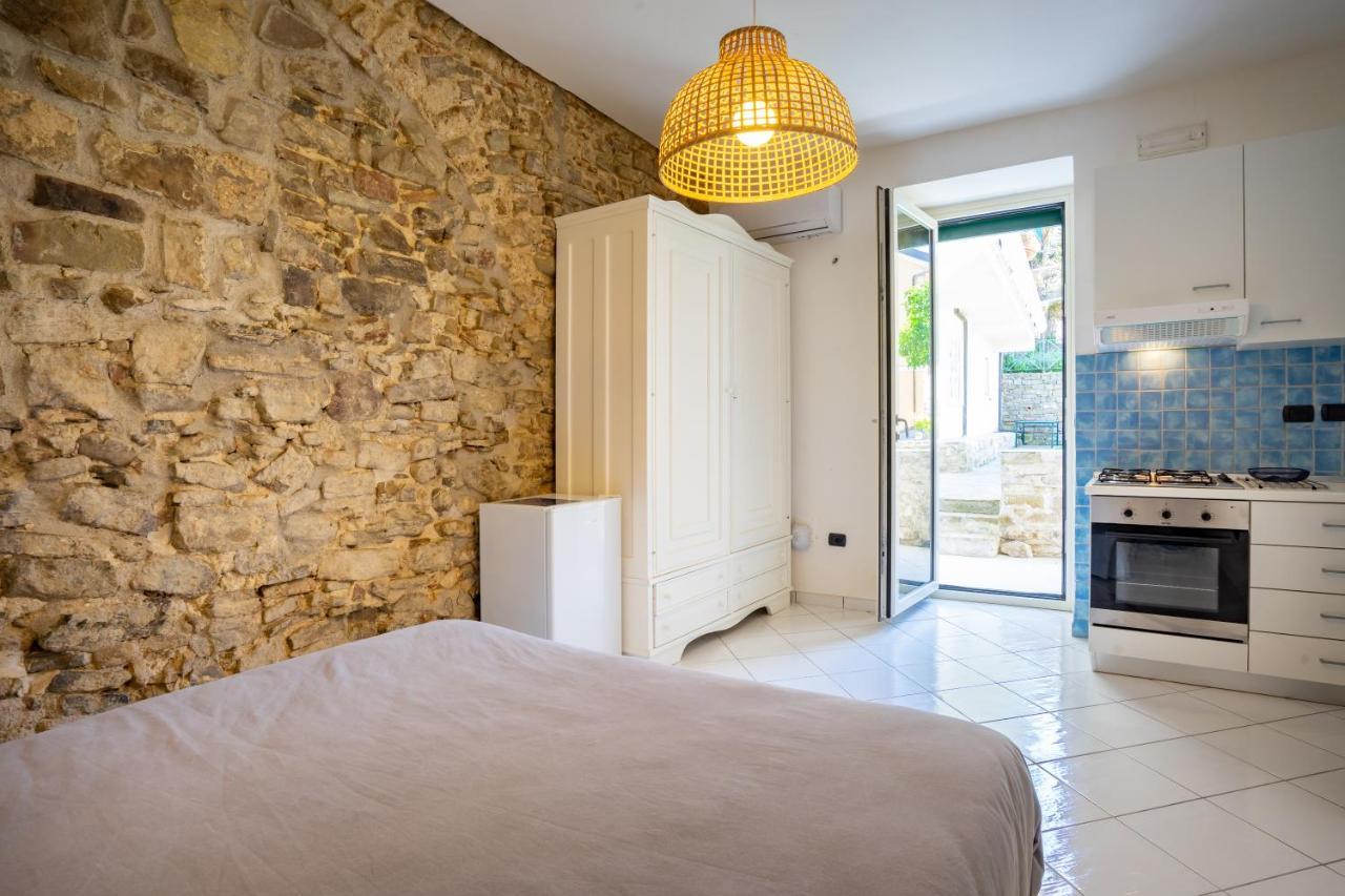 Borgo Dei Saraceni - Suites & Apartments Agropoli Exterior photo