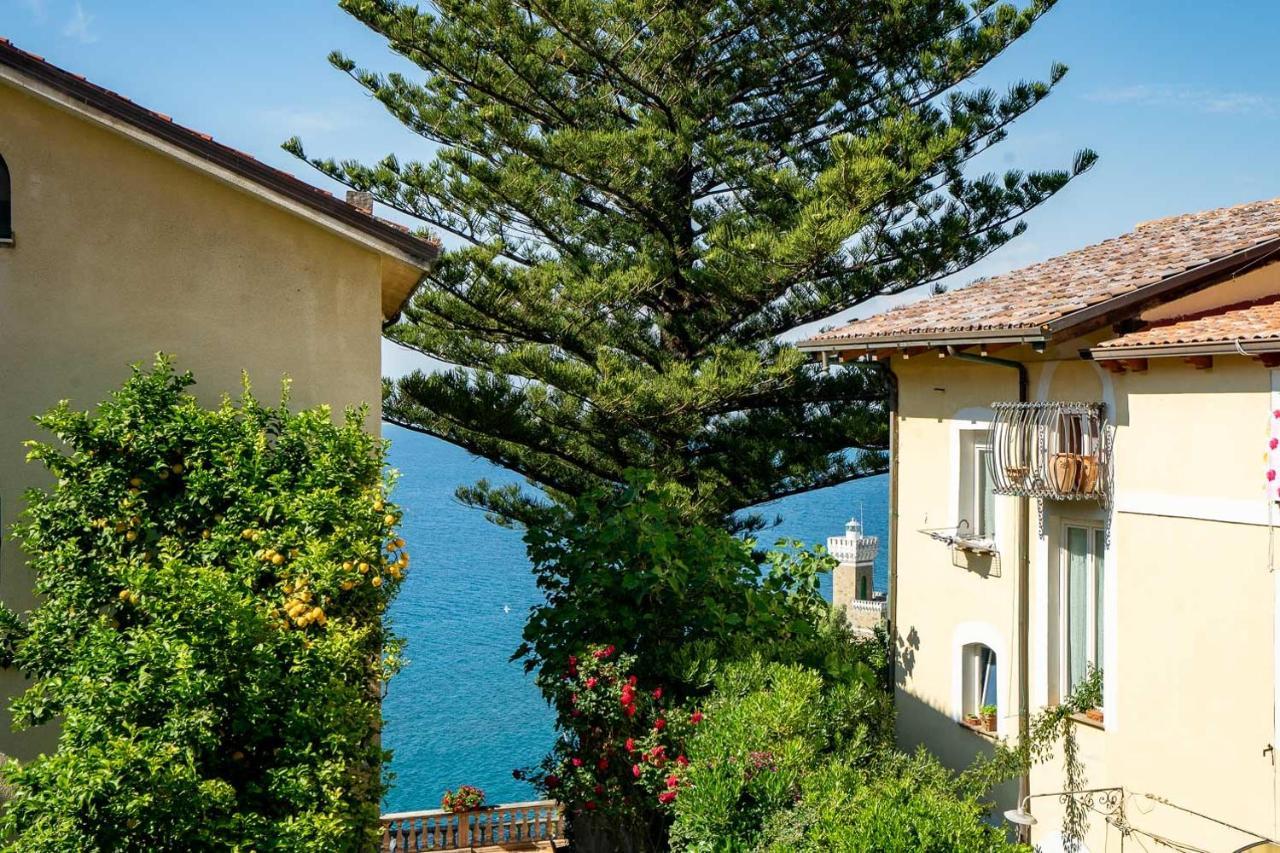 Borgo Dei Saraceni - Suites & Apartments Agropoli Exterior photo
