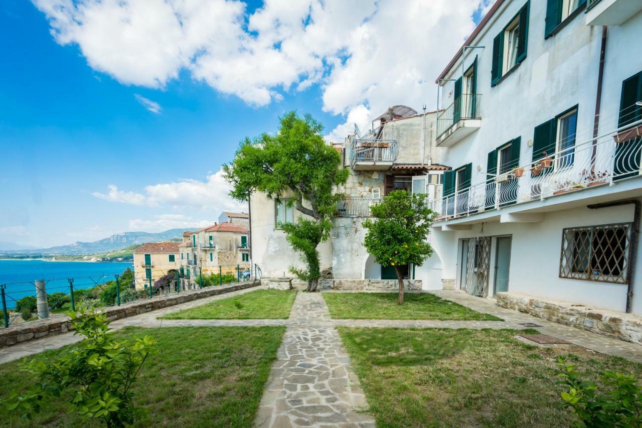 Borgo Dei Saraceni - Suites & Apartments Agropoli Exterior photo